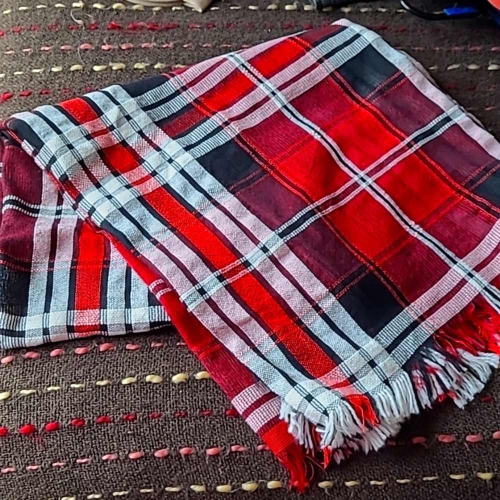 50 inch square scarf
